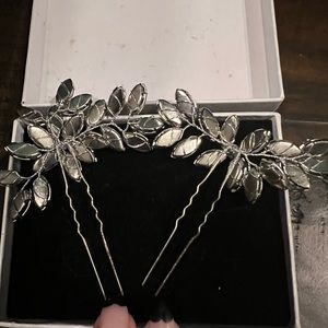 Set of 2 flexible Rhinestone Hair Pins. Perfect for Wedding!  Beautiful